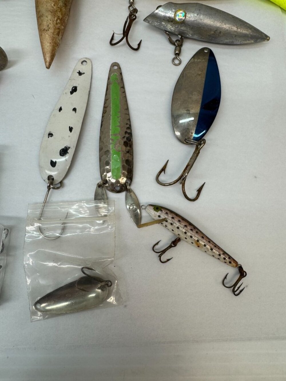 Old Dirty Fishing Lures and Spinners- Grandpops Tackle Cleanout - Picture 10 of 11